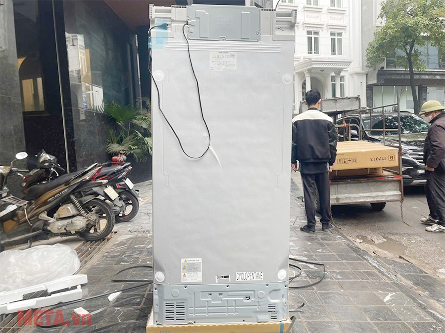 Tủ lạnh Mitsubishi Electric Inverter 694 lít MR-WX70C-F-V