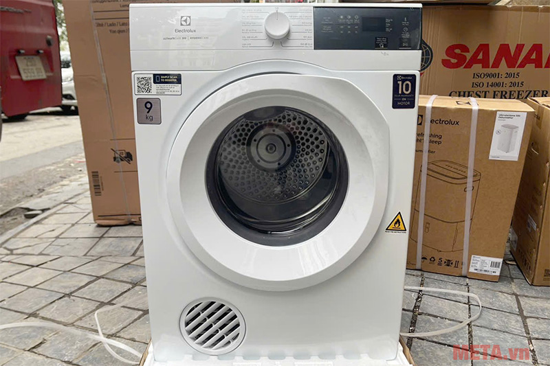 Máy sấy thông hơi Electrolux UltimateCare 9kg EDV904H3WC