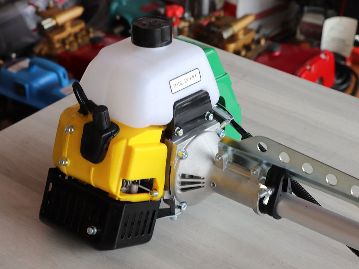 Máy cắt cỏ Oshima VX411 (1.45KW, 2 thì, rời, xoay)