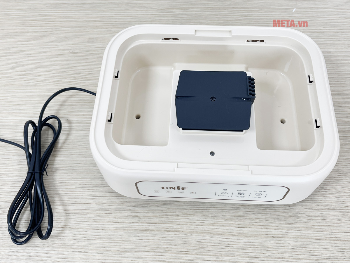 Tủ sấy quần áo Unie UCD658