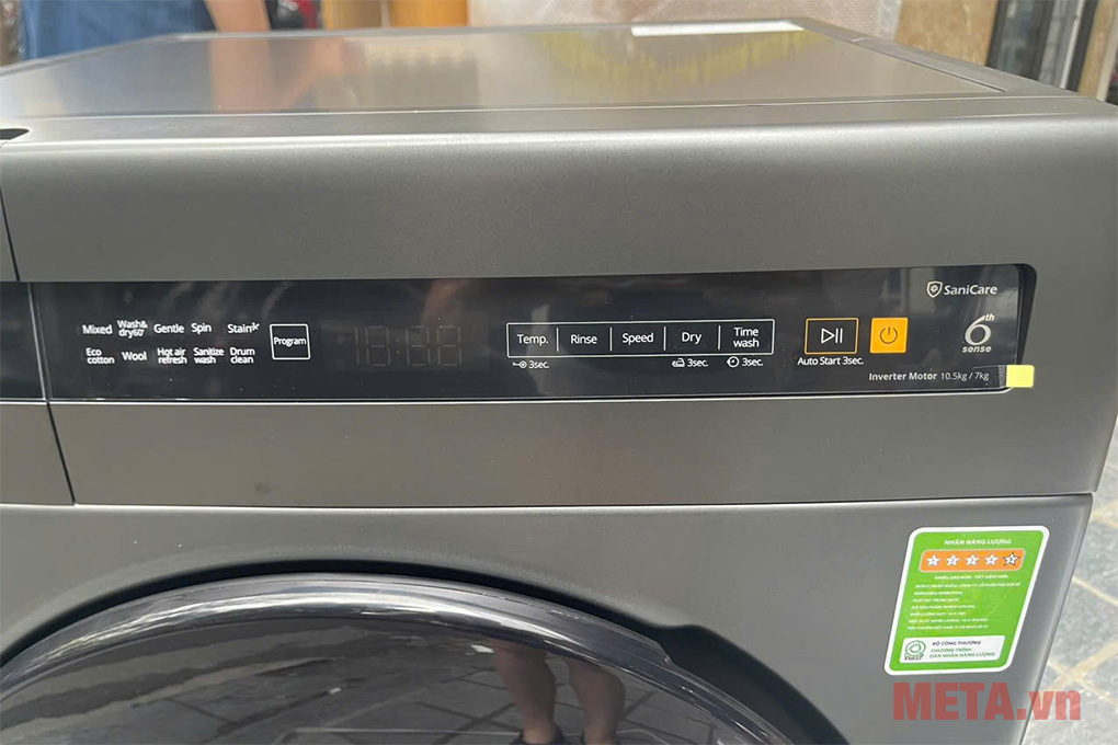 Máy giặt sấy Whirlpool SaniCare Inverter WWEB10702FG (giặt 10.5kg - sấy 7kg)
