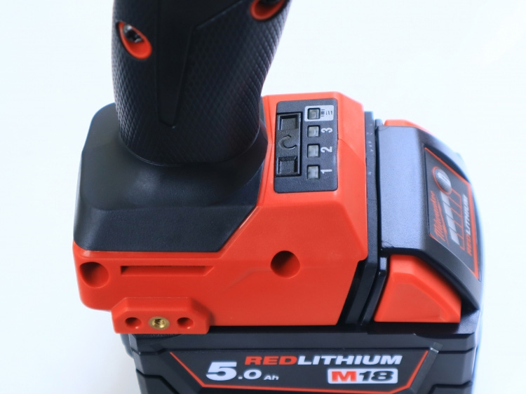 Máy siết bu lông dùng pin 18V Milwaukee M18 FHIW2F12-0X0 (Chưa pin và sạc)