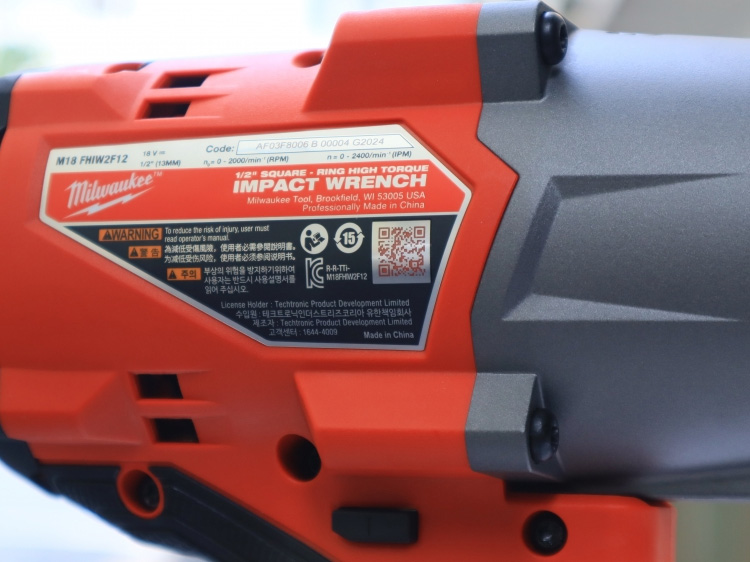 Máy siết bu lông dùng pin 18V Milwaukee M18 FHIW2F12-0X0 (Chưa pin và sạc)