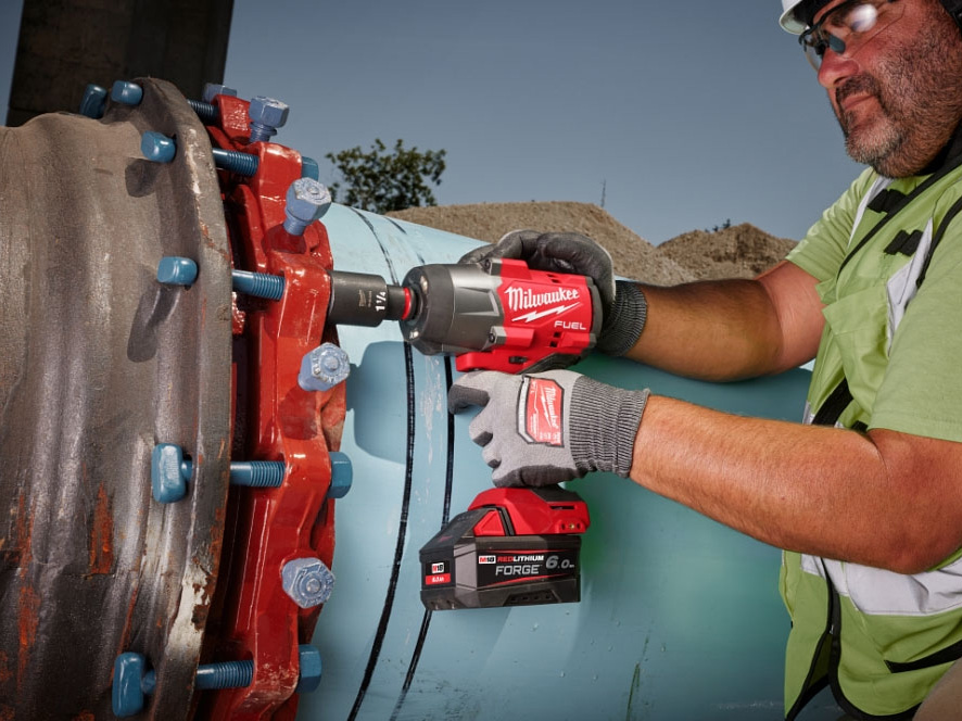 Máy siết bu lông dùng pin 18V Milwaukee M18 FHIW2F12-0X0 (Chưa pin và sạc)