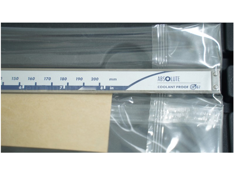 Thước cặp điện tử chống nước Mitutoyo 500-753-20