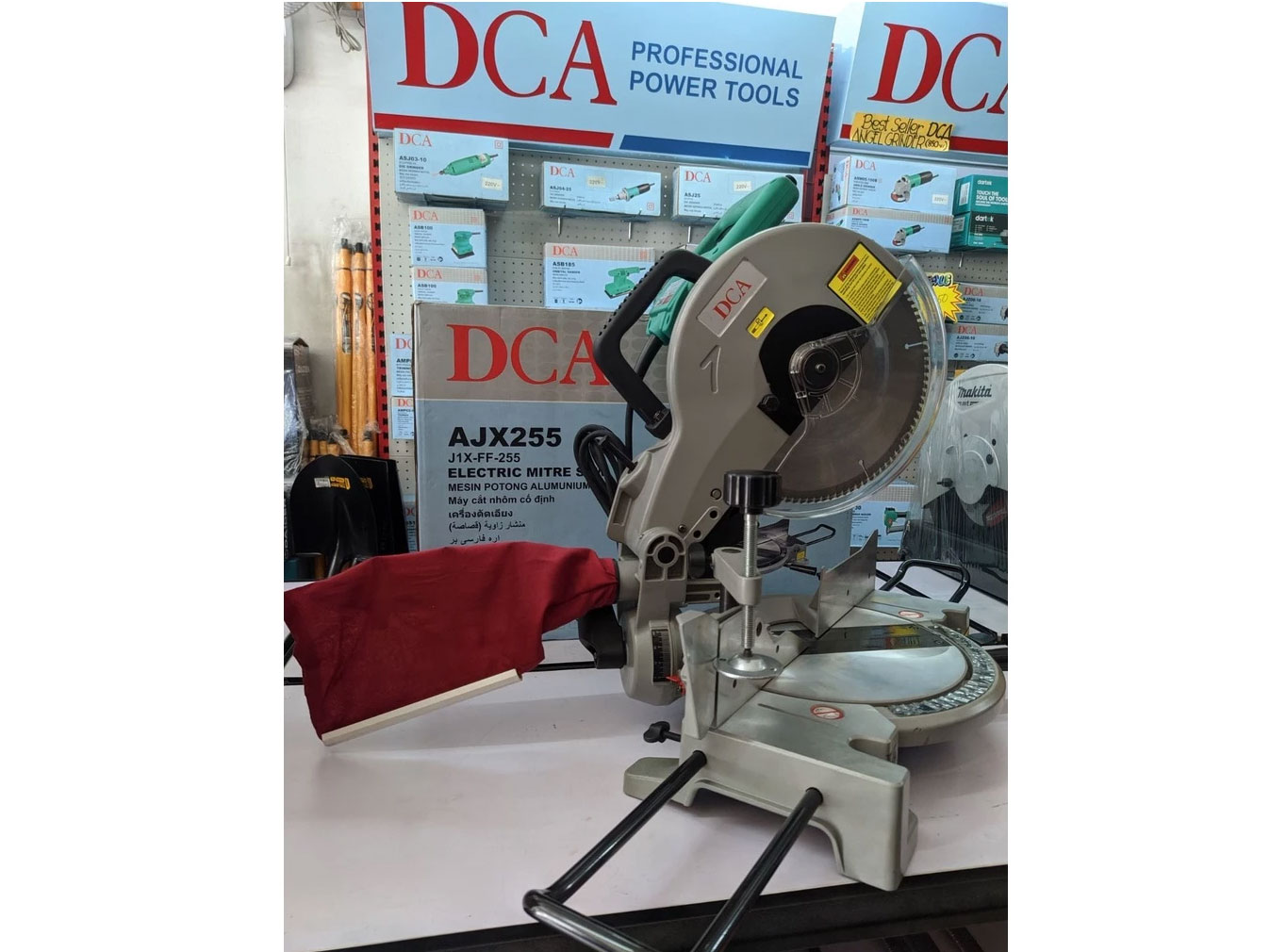 Máy cắt góc đa năng DCA AJX255 (1.650W, 255mm)