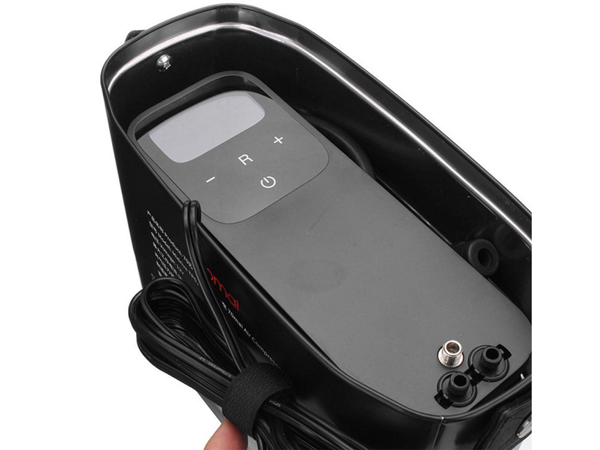 Bơm lốp ô tô 70mai TP01