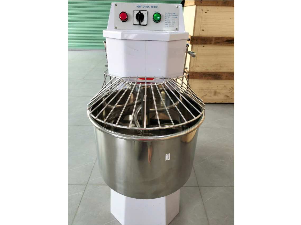 Máy nhồi bột để bàn 2 tốc độ quay H30F (2.600W)