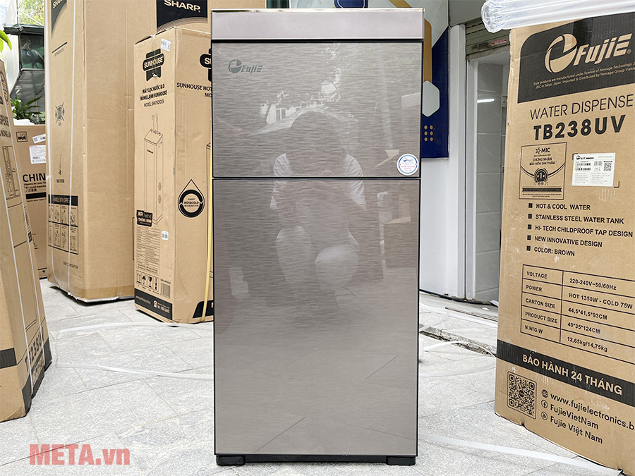 Cây nước nóng lạnh bàn trà có ngăn khử khuẩn UV FujiE TB238UV