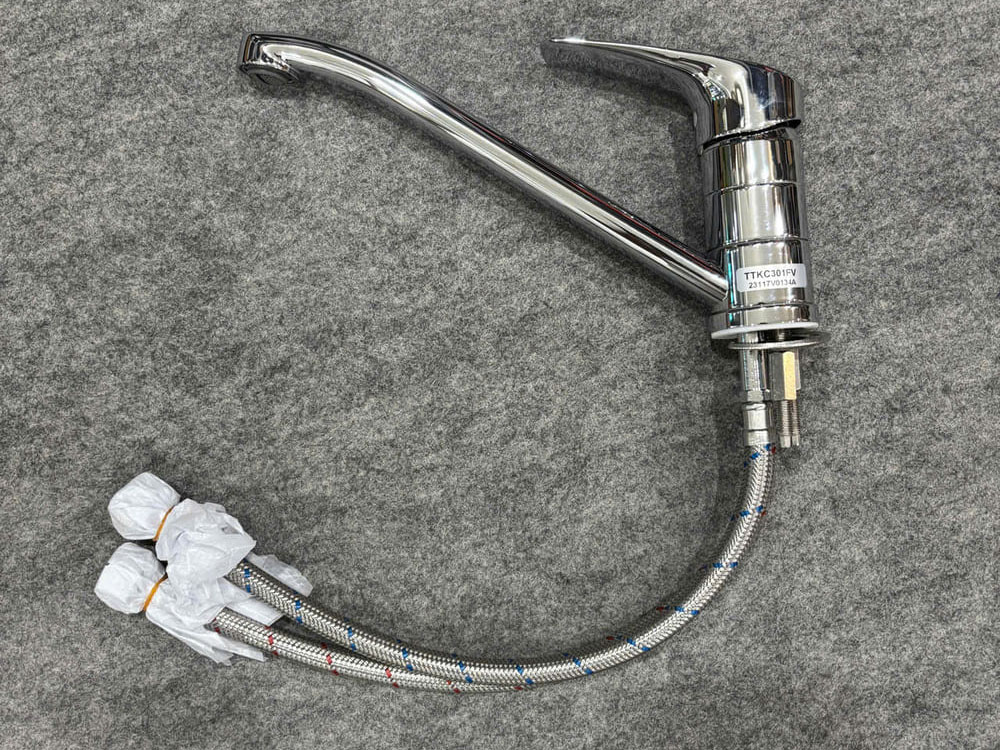 Vòi rửa chén nóng lạnh Toto TTKC301FV