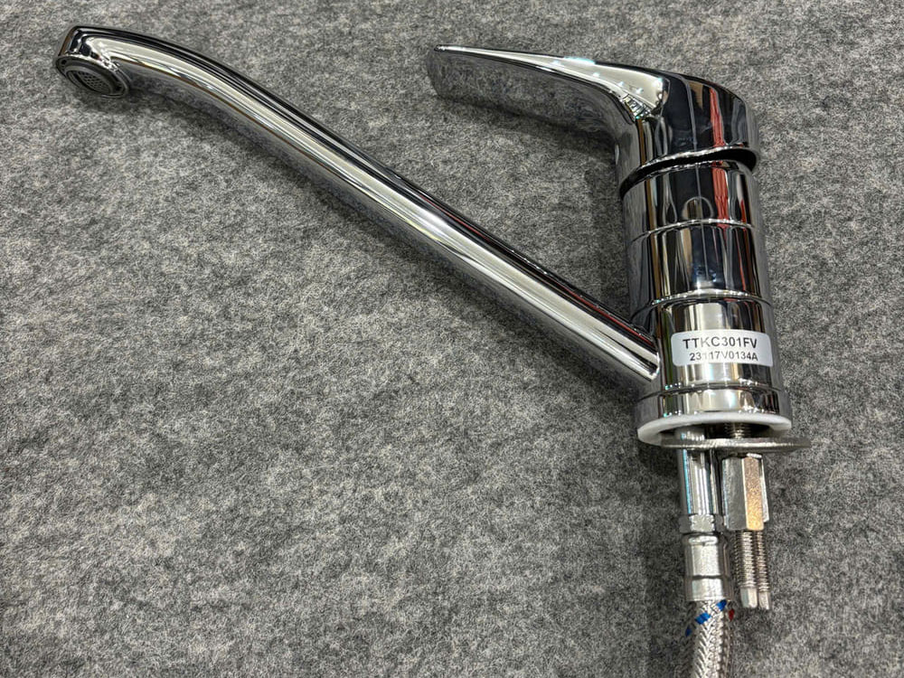 Vòi rửa chén nóng lạnh Toto TTKC301FV