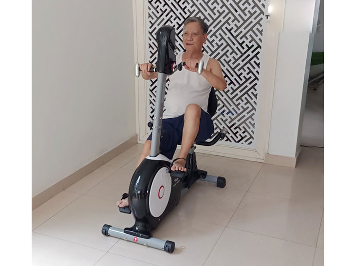 Xe đạp tập phục hồi chức năng K8602R