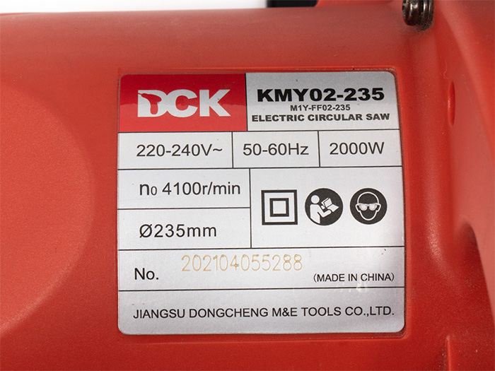 Máy cưa gỗ DCK - KMY02-235