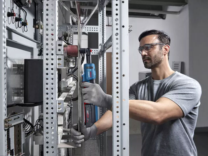 Máy vặn kiểu bánh cóc Bosch GRC 18V-60 06019N8080 (Solo, chưa pin, sạc)