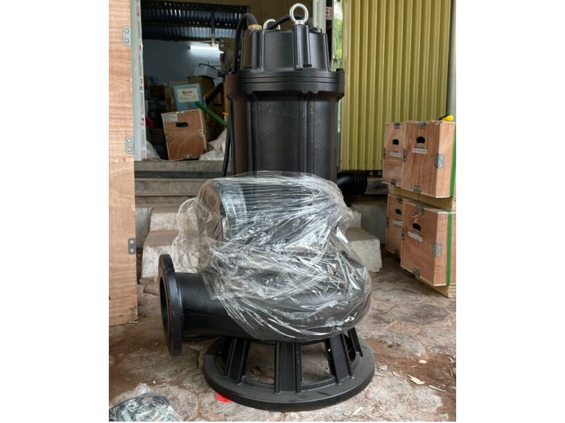 Bơm chìm nước thải cắt rác Showfou 150WB200-20-18.5