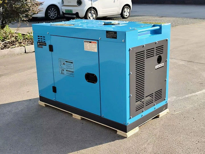 Máy phát điện chạy dầu 8KW Hakuda HKD8000P3 PRO (3 pha, cách âm)