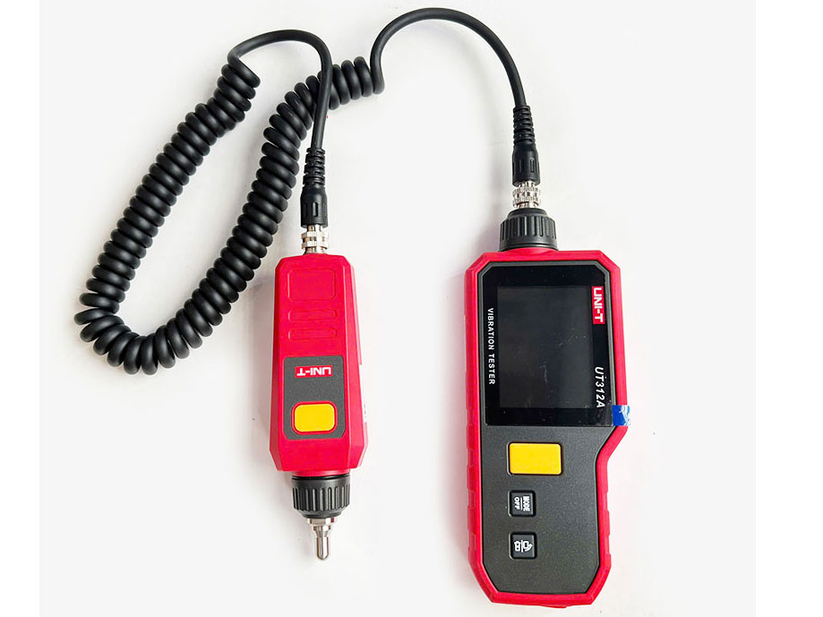 Máy đo độ rung Uni-T UT312A (0.1 - 199.9 m/s2)