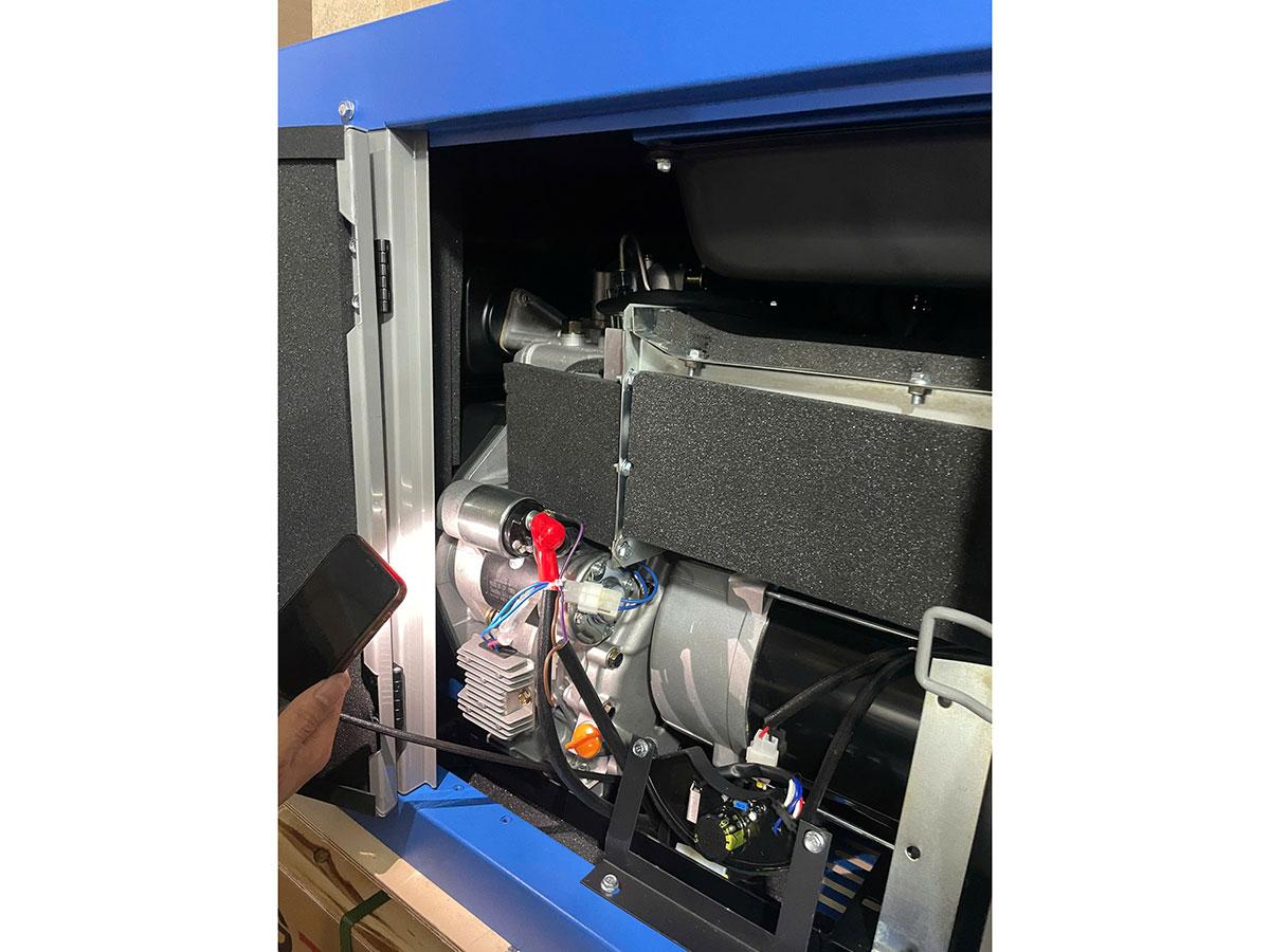 Máy phát điện chạy dầu diesel Toshima T8000DE (6KW)