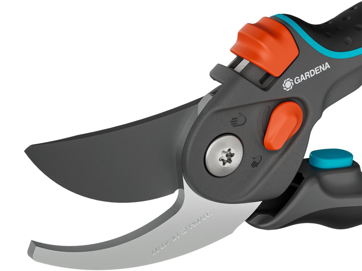 Kéo tỉa cành mũi hếch Gardena 12252-20