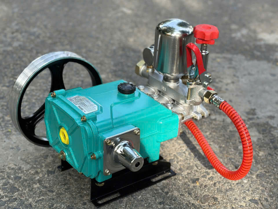Đầu phun áp lực Tatsu TS30SJ (ty sứ, 2HP)