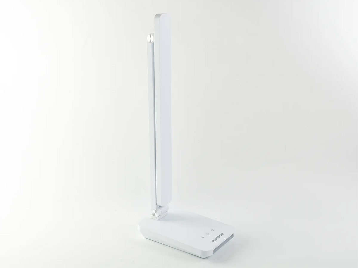 Đèn bàn LED Nanoco NDKC618
