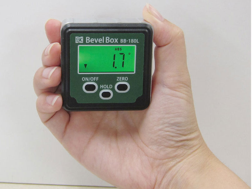 Thiết bị đo góc điện tử 0 - 180 độ có từ Niigata Seiki BB-180L