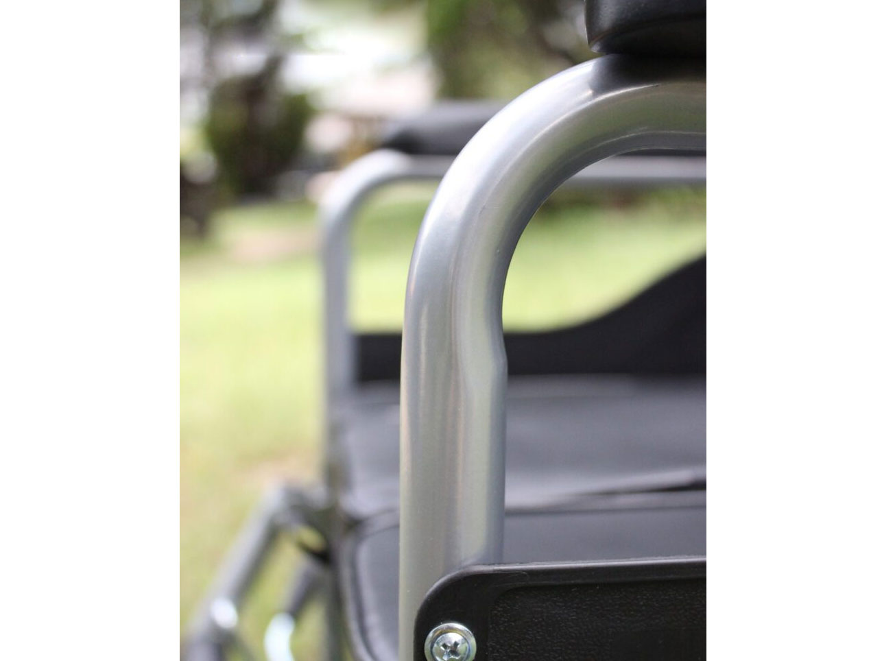 Xe lăn tay ngả giường Nikita NKT-N216-3 (S216-3PTX)