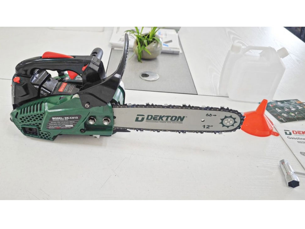 Máy cưa xích 2 thì Dekton DK-CX12