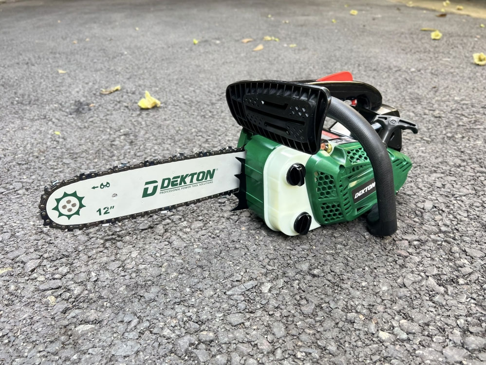 Máy cưa xích 2 thì Dekton DK-CX12
