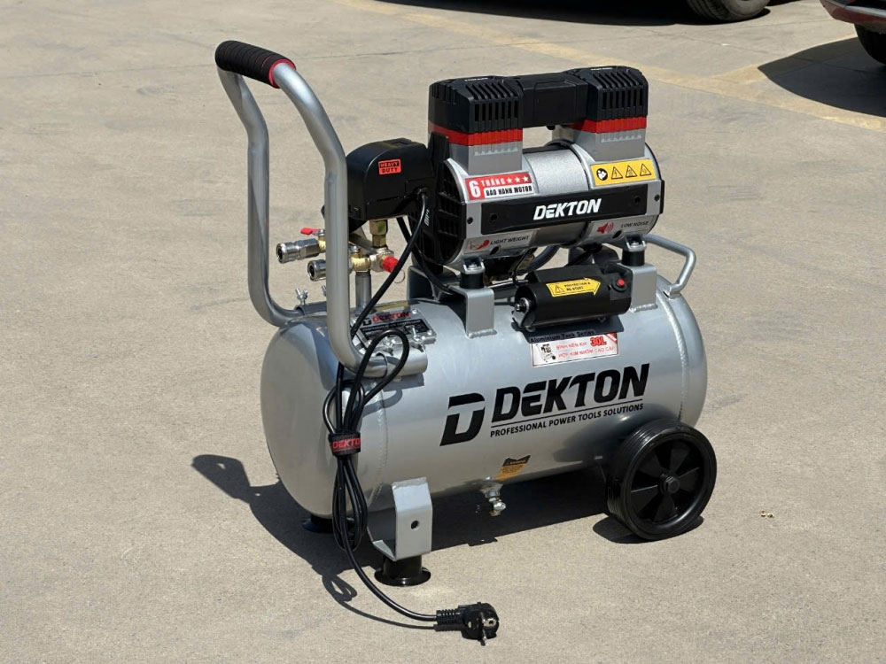 Máy nén khí không dầu Dekton DK-AC3930PROMAX (30 lít, 2HP, bình hợp kim nhôm)