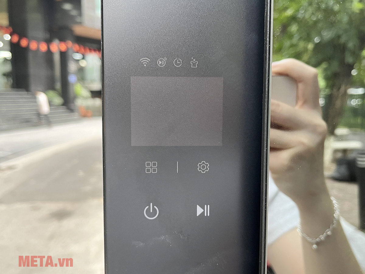 Tủ chăm sóc quần áo thông minh LG Styler SC5GMR80H