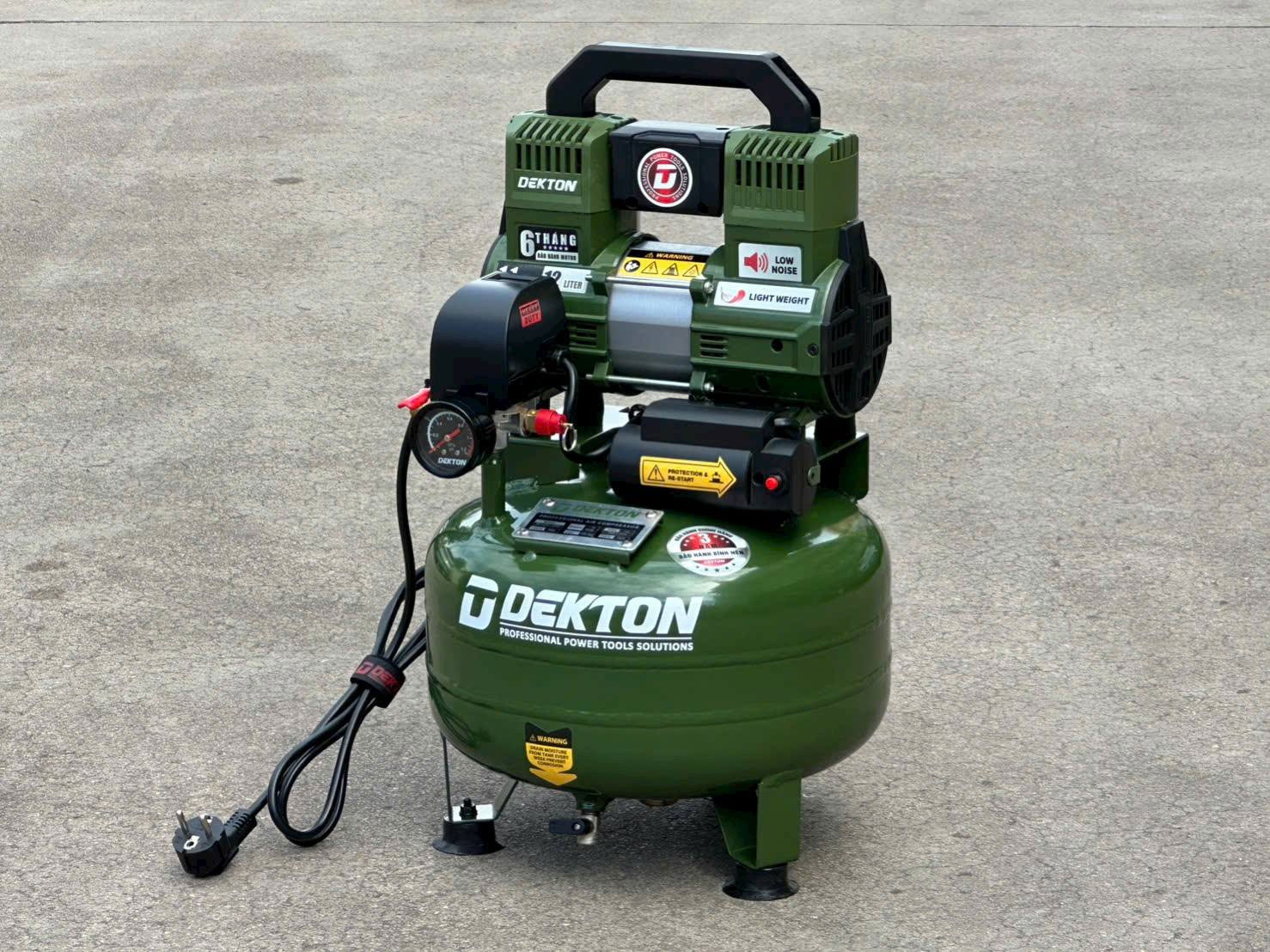 Máy nén khí không dầu Dekton DK-AC2912XPRO (12 lít, 1.1HP)
