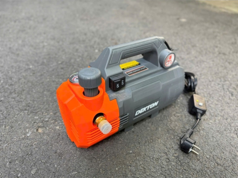 Máy xịt rửa chỉnh áp Dekton DK-CWR2350PRO