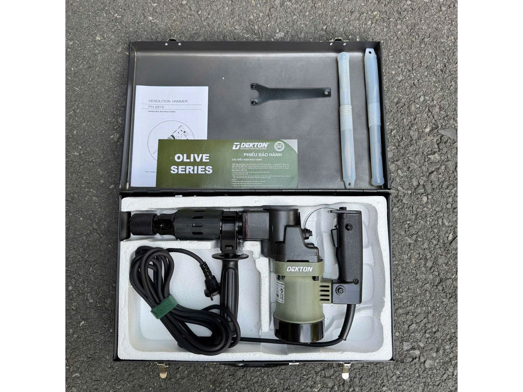 Máy đục bê tông Dekton DK-DH0810XPRO (17mm - 1.250W)