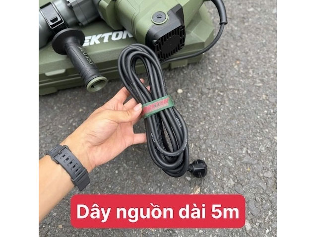 Máy đục bê tông Dekton DK-DH3901XPRO (17mm - 600W)