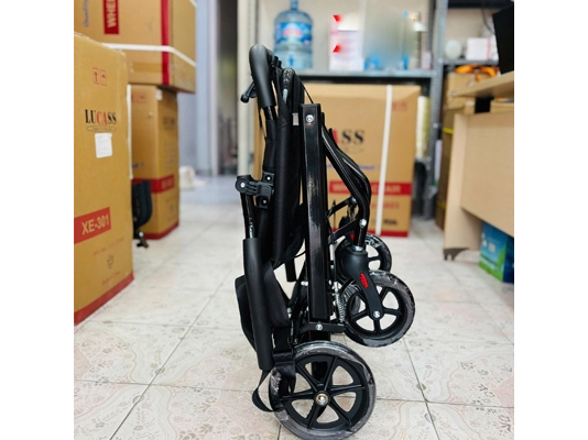 Xe lăn du lịch gấp gọn Lucass X35