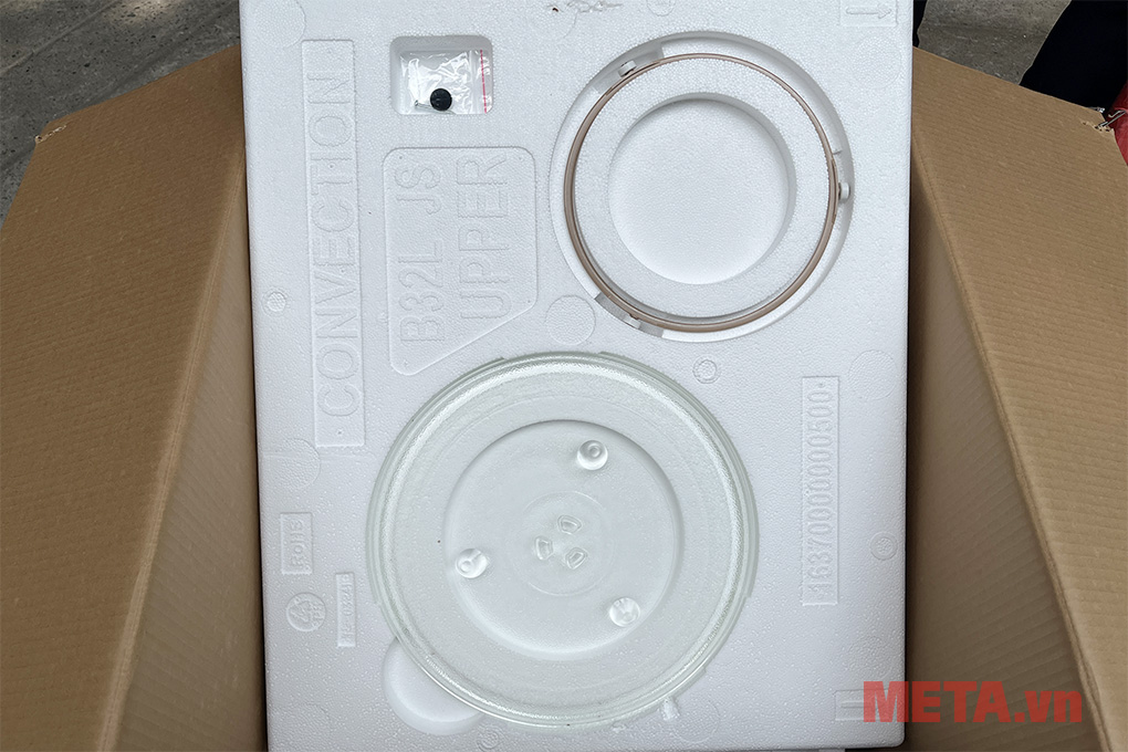 Lò vi sóng kết hợp nướng âm tủ Hafele HM-B38C (538.01.111)