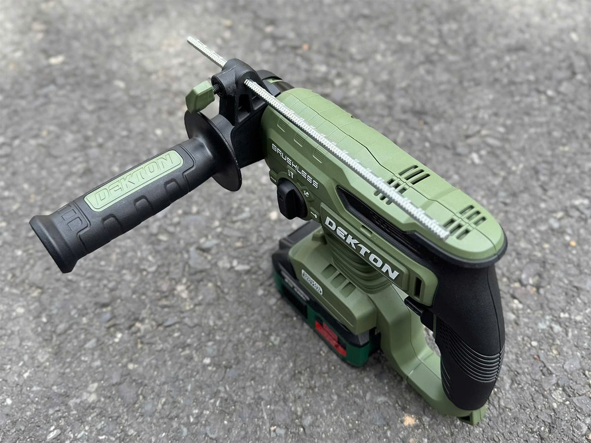 Máy khoan bê tông dùng pin 21V Dekton M21-RH2603XCP (Chưa pin và sạc)