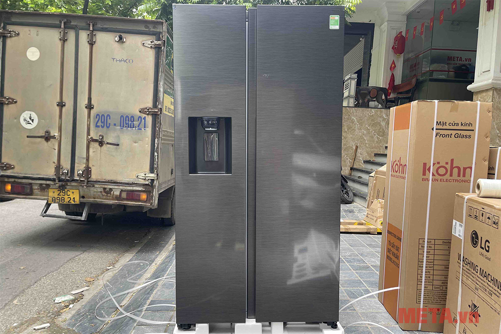Tủ lạnh Samsung Inverter Side By Side RS70F65K2FSV - 635 lít