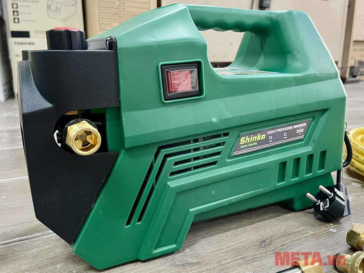 Máy xịt rửa xe áp lực cao