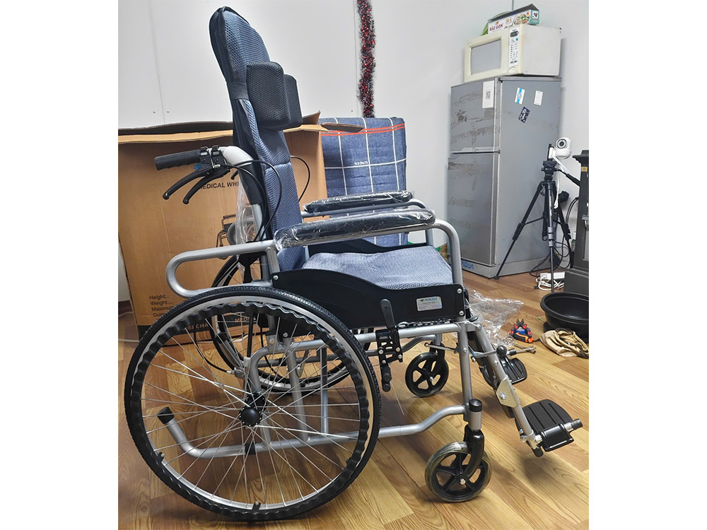 Xe lăn tay ngả giường Nikita NKT-N216-3 (S216-3PTX)