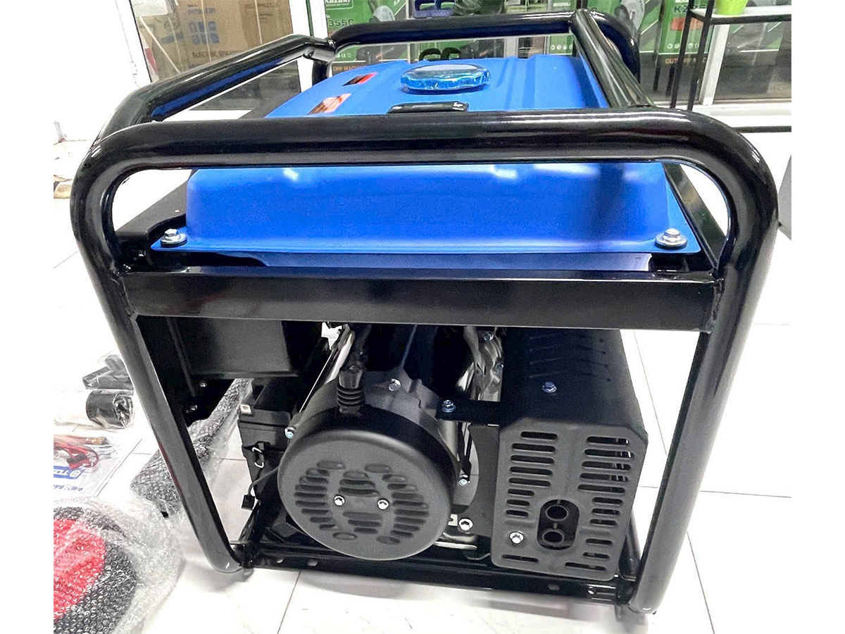 Máy phát điện chạy xăng Toshima T9500E