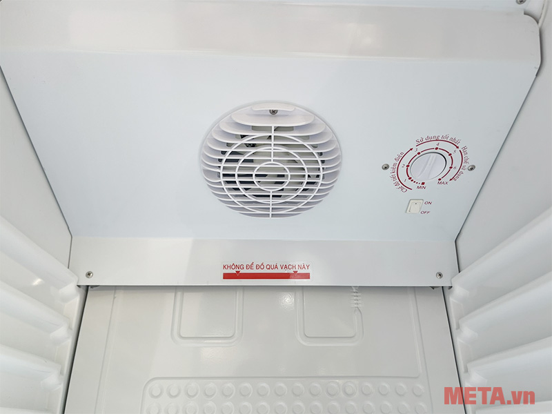 Tủ mát Sanaky VH-308WL cho phép tùy chỉnh nhiệt độ linh hoạt trong khoảng từ 0 độ C đến 10 độ C