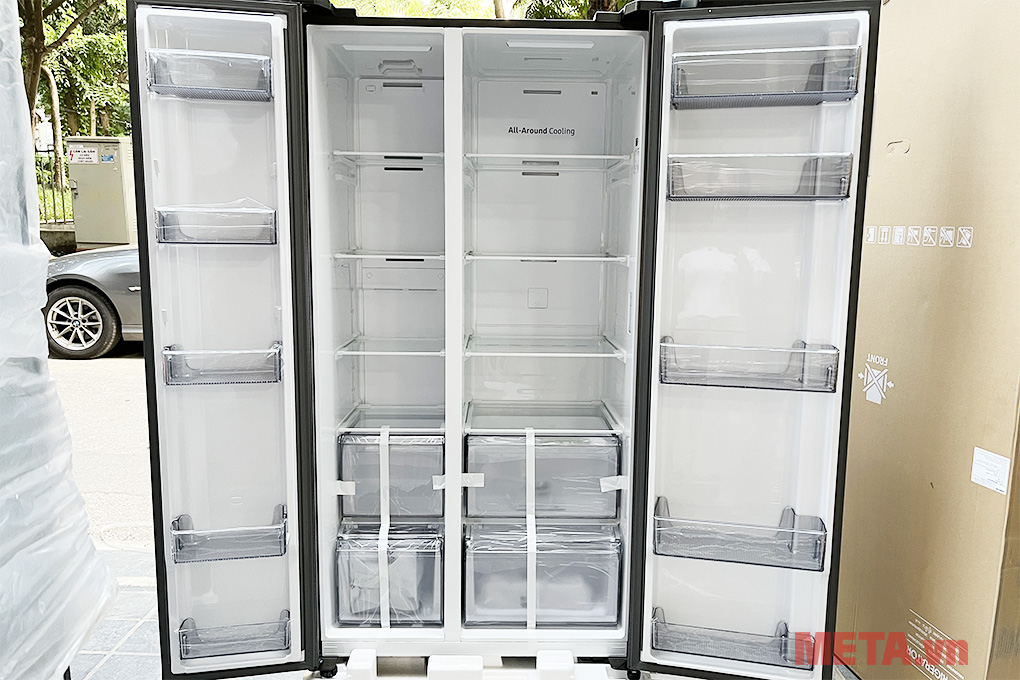 Tủ lạnh Samsung Inverter Side By Side RS70F65Q3FSV - 655 lít