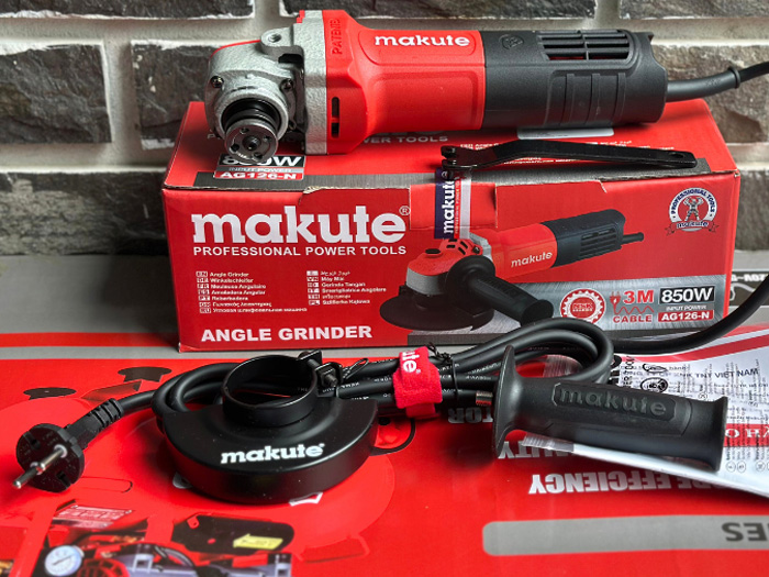 Máy mài góc Makute AG126-N (850W, 100mm)