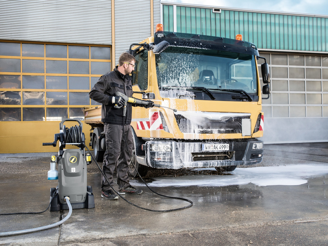 Máy phun áp lực Karcher HD 8/18-4 M (1.524-970.0)