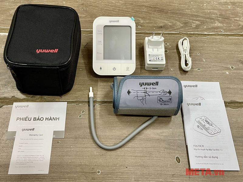 Máy đo huyết áp điện tử Yuwell YE670CR