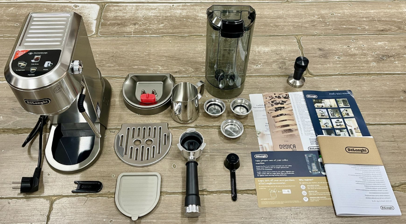 Máy pha cà phê Delonghi EC890.M