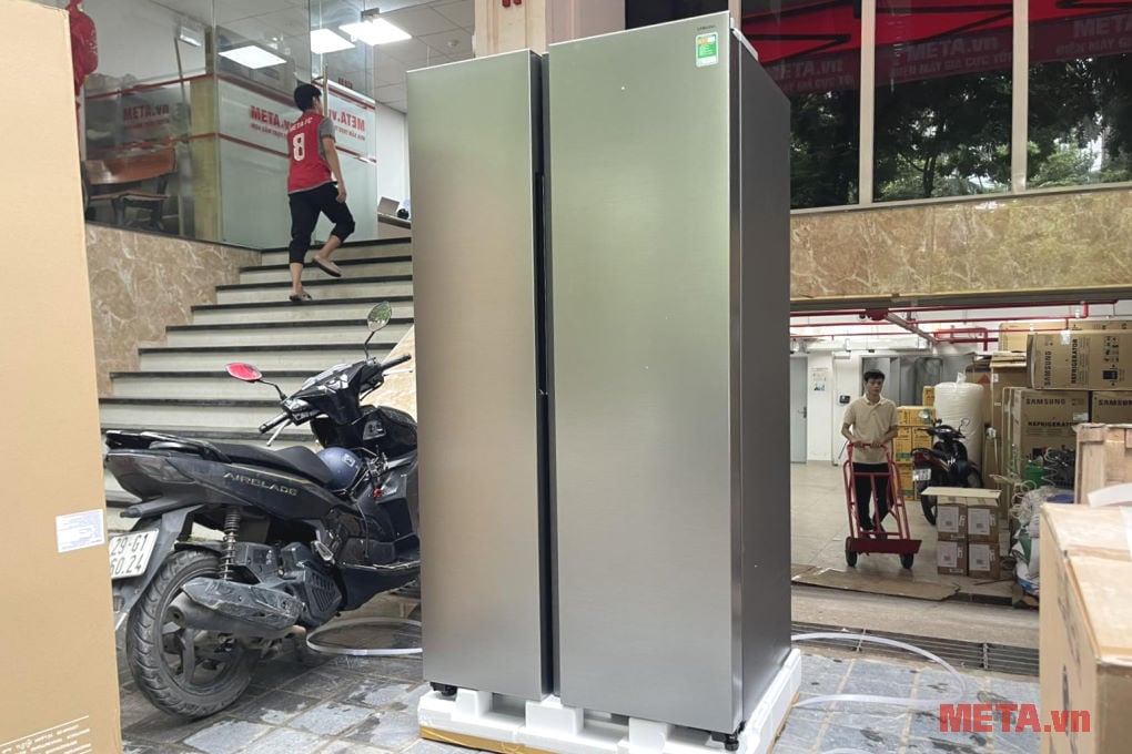 Tủ lạnh Samsung Inverter 655 lít Side By Side RS70F65Q3TSV
