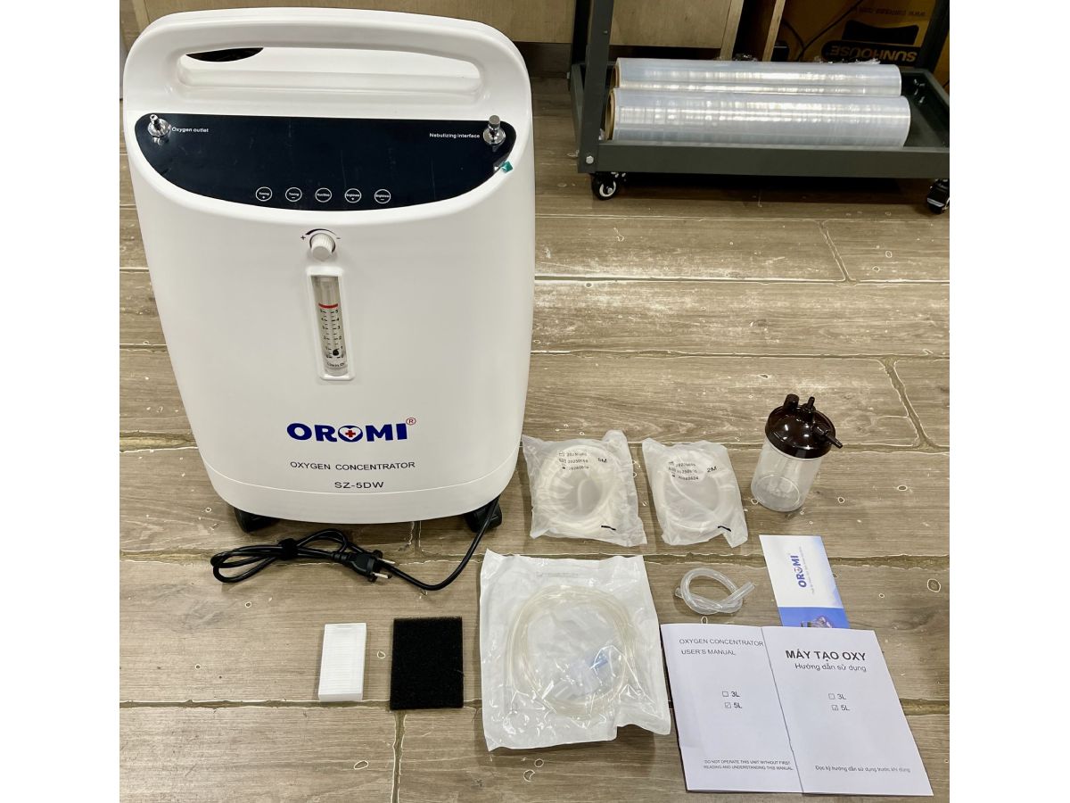 Máy tạo oxy tích hợp xông khí dung Oromi SZ-5DW (5 lít/phút)